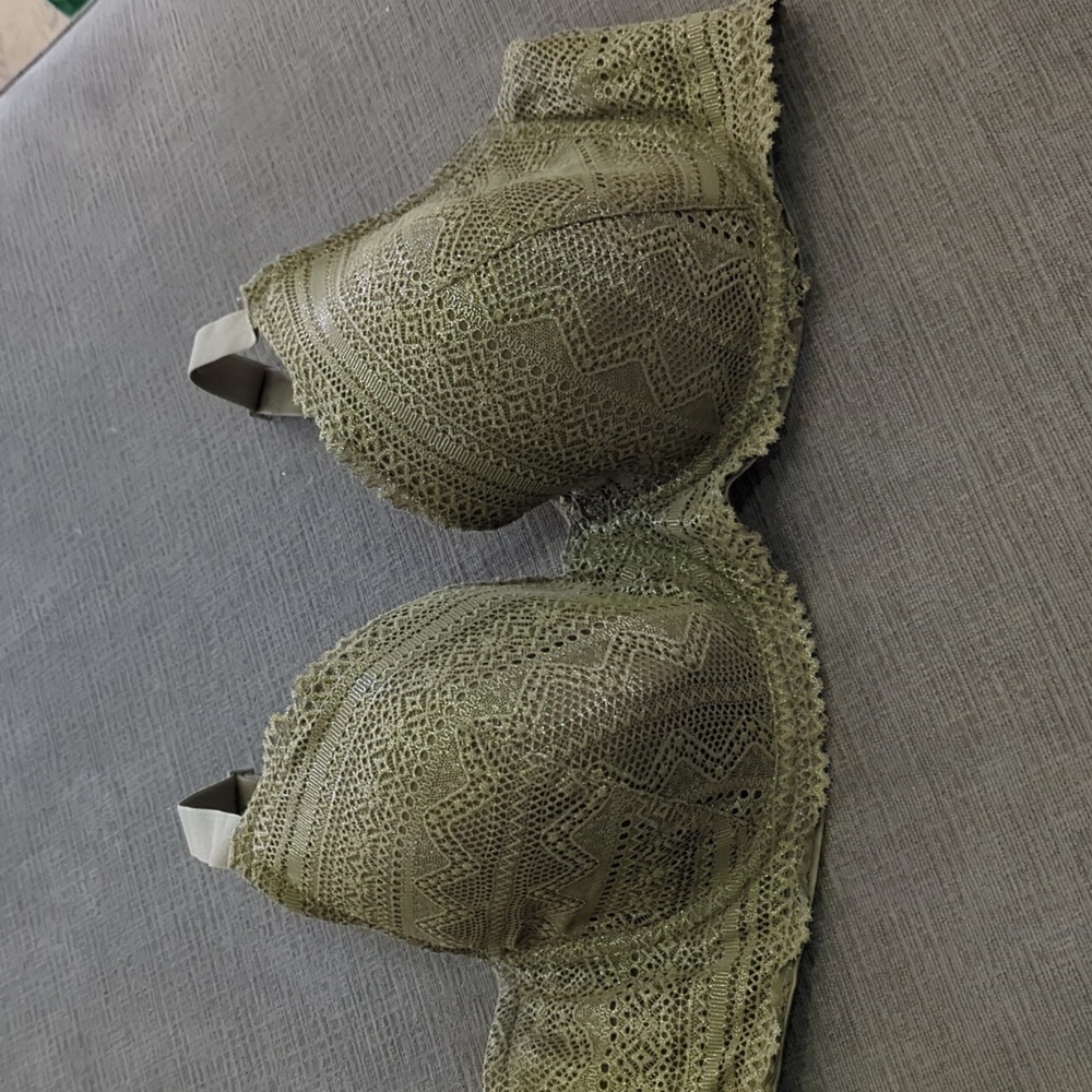 💥50% sale💥Etam olive green bra #b936